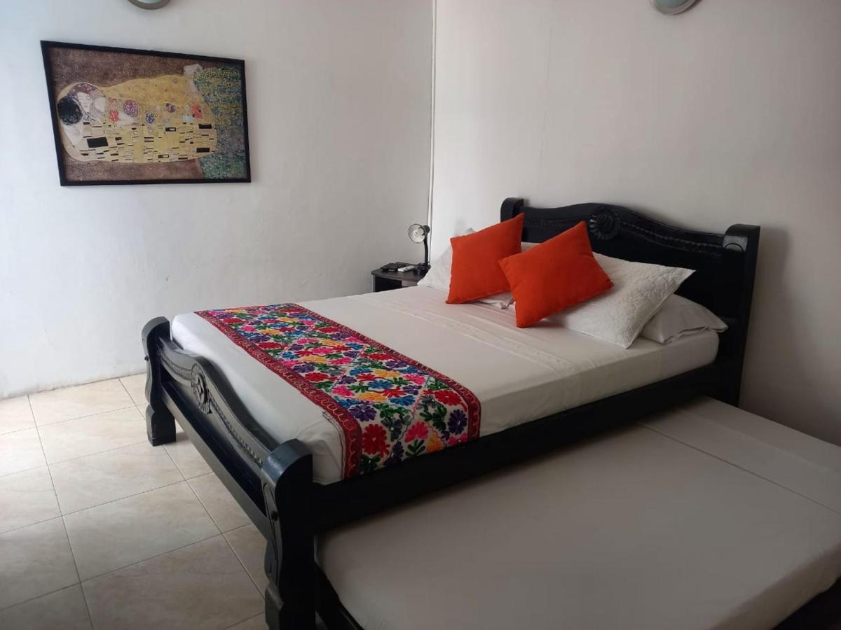 Hotel Plaza De La Trinidad Cartagena エクステリア 写真